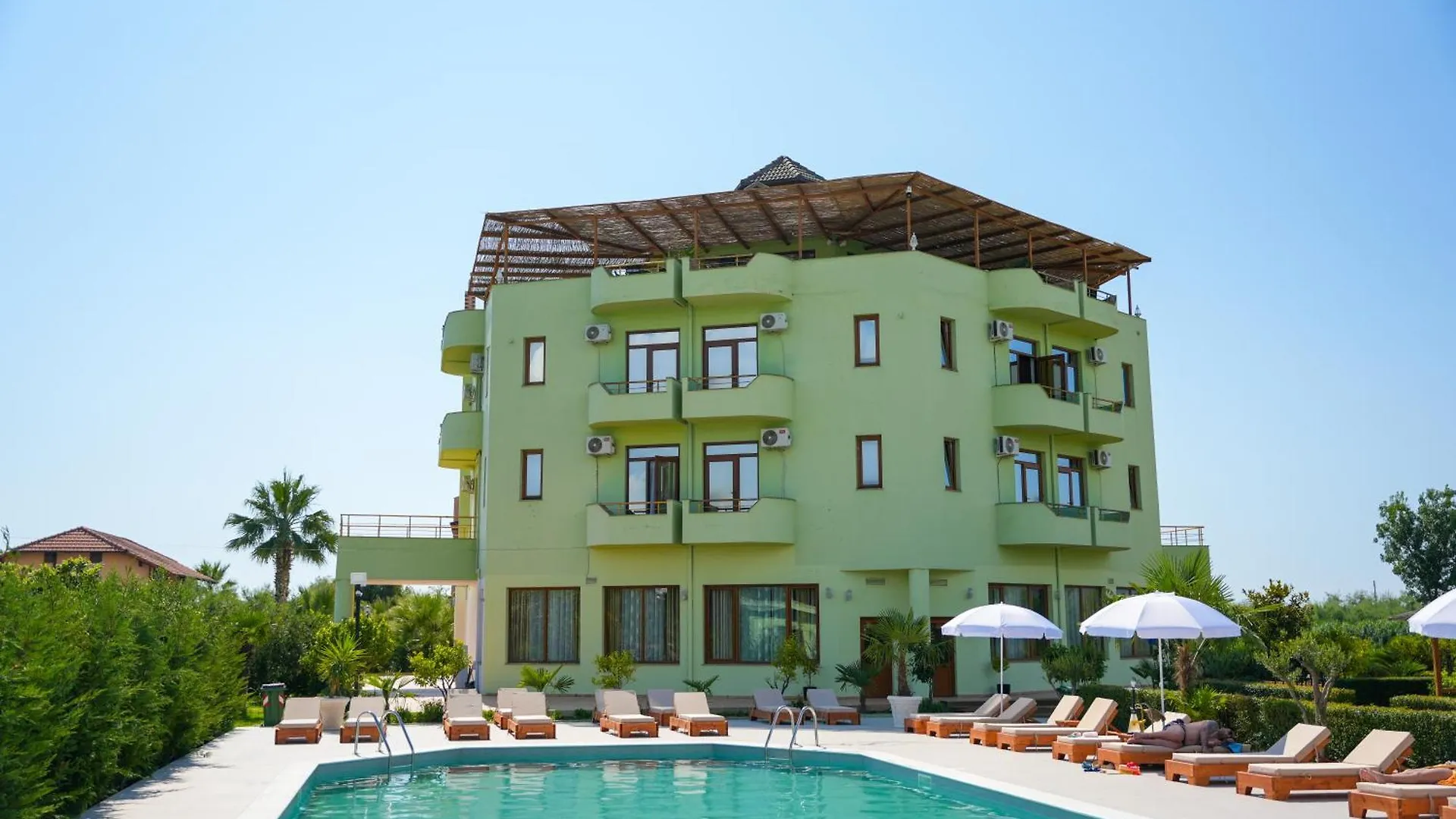 Hotel PARADISE Laguna Vain Lezhë